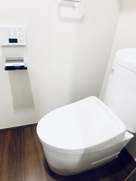 トイレ　落ち着いたトイレです