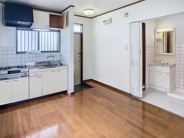 キッチン　現況を優先します。（撮影時期：2024年7月）