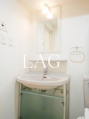 洗面設備　洗面台です。