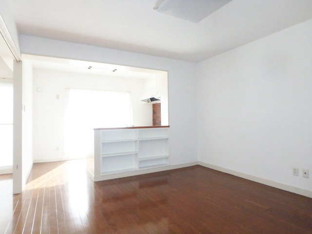 居室・リビング　１３帖のＬＤＫ！