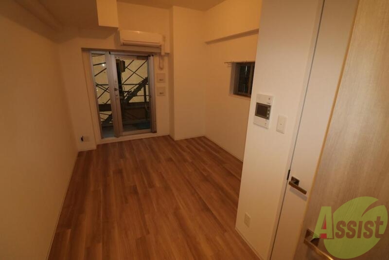 その他部屋・スペース　フローリング貼りの綺麗な室内です