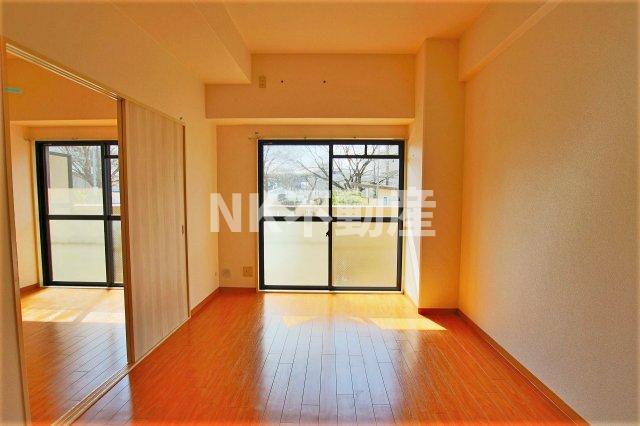 居室・リビング　おしゃれな居間です