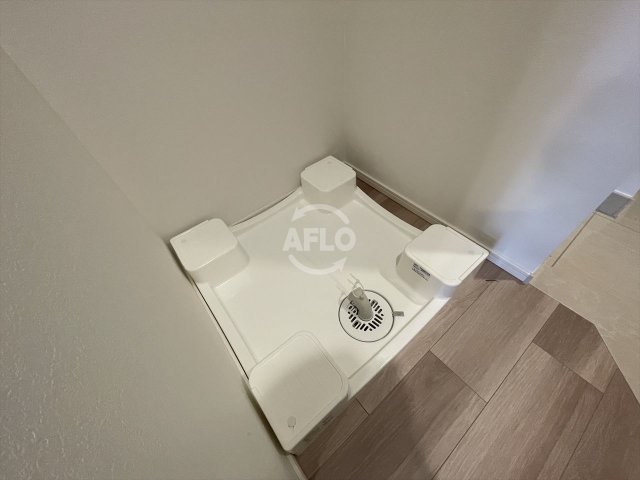 その他設備　ルネフラッツ谷町四丁目　洗濯機置き場