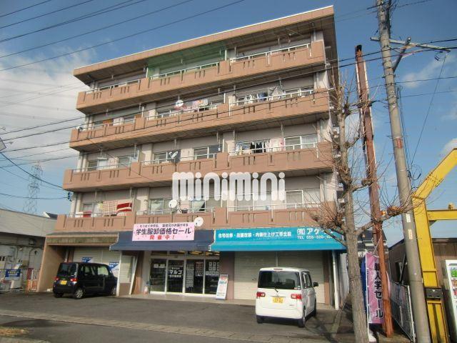 建物外観　南向きで明るい建物です。