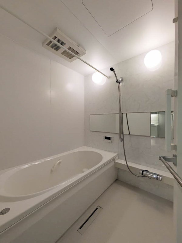 バス・シャワールーム