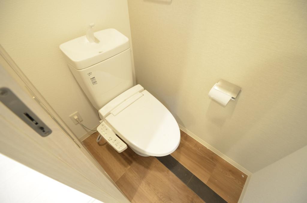 トイレ　シャワー付トイレ