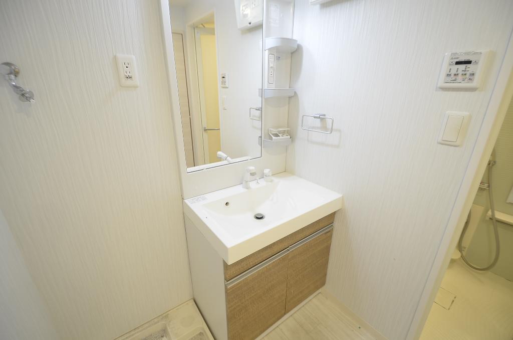 洗面設備　洗髪洗面化粧台