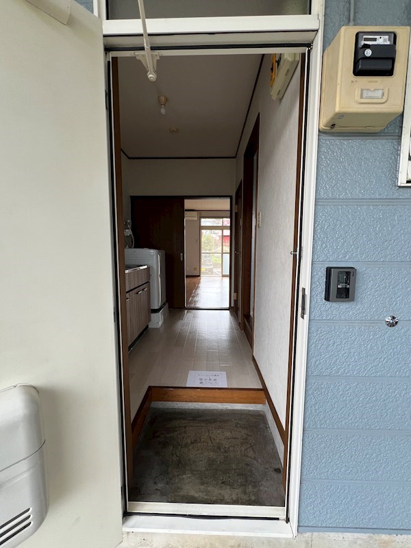 玄関　別部屋参照