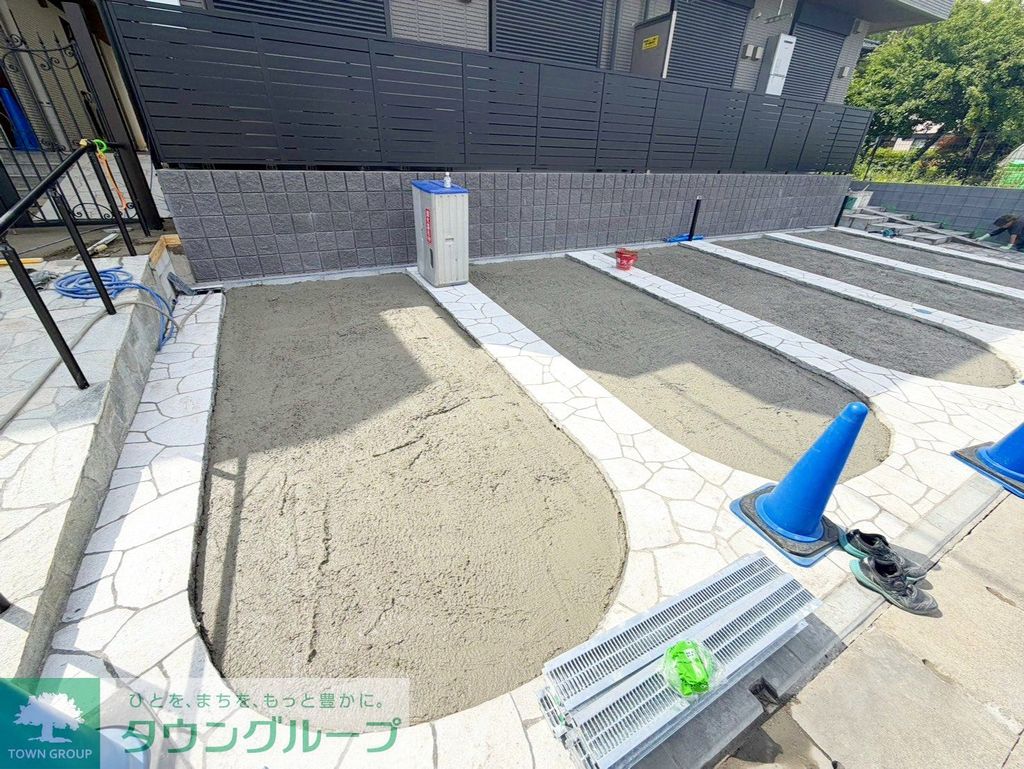 駐車場　駐車場