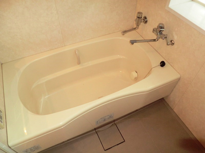 バス・シャワールーム　ロサージュ小西