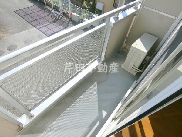 バルコニー　別のお部屋の写真です。現状優先。