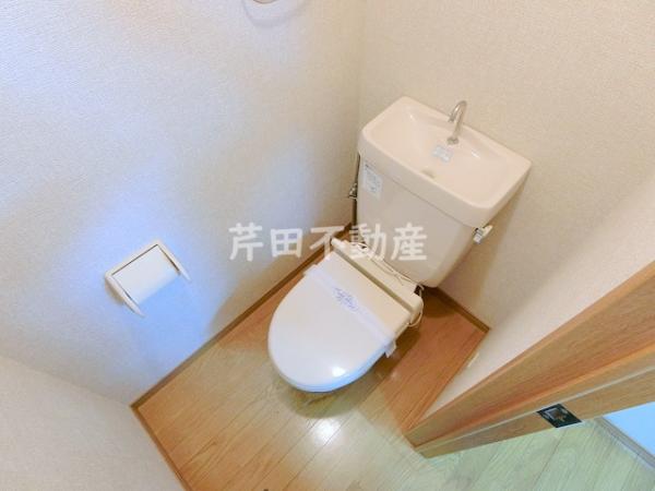 トイレ　別のお部屋の写真です。現状優先。