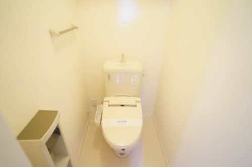 トイレ　シャワートイレ