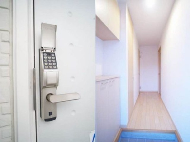 玄関　図面と現状に相違がある場合には現状を優先