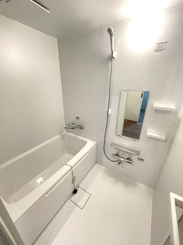 バス・シャワールーム　バス