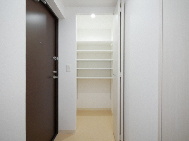 その他　大容量シューズボックスあります♪