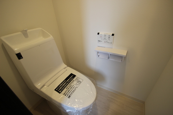 トイレ　※別部屋の写真です