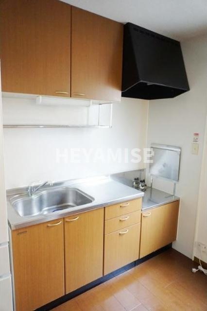 キッチン　※同物件反転間取りのもの※現況を優先します