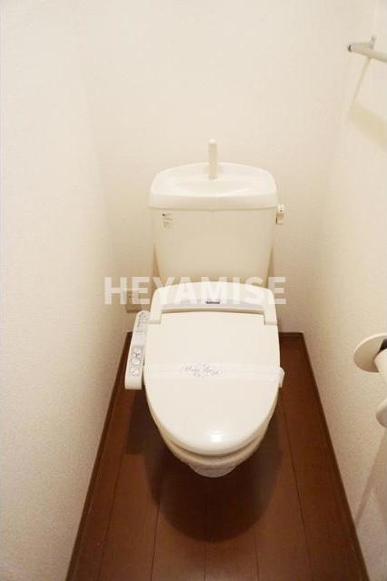 トイレ　※同物件反転間取りのもの※現況を優先します