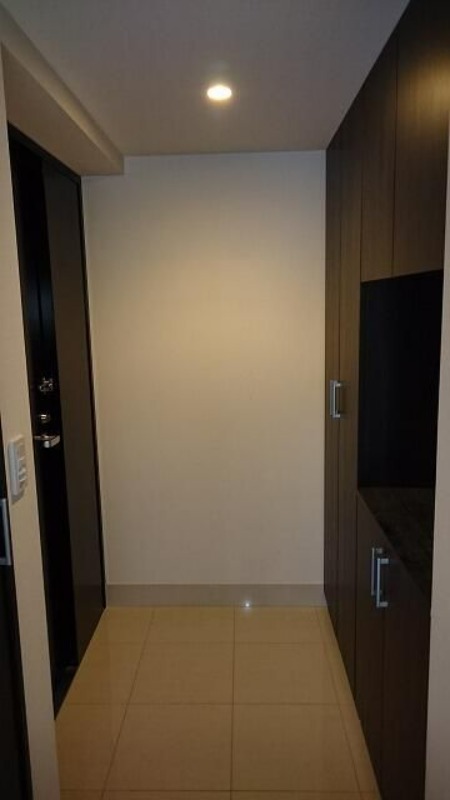 玄関　トワ・イグレッグ