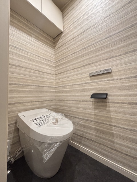 トイレ　◇温水洗浄機能付きトイレ◇