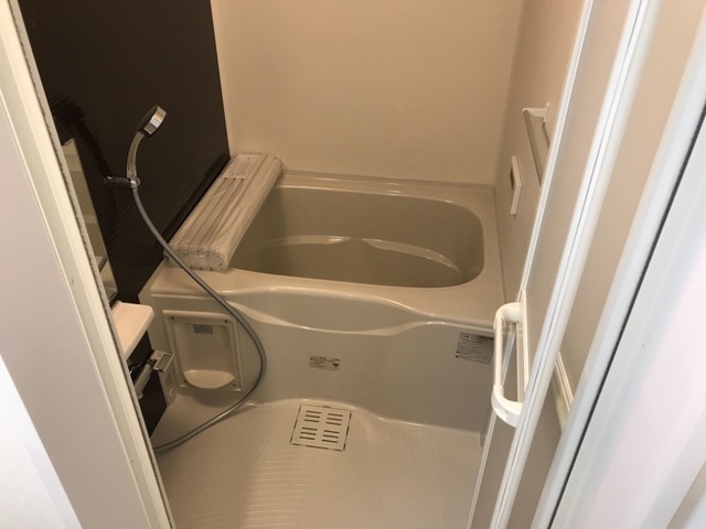 バス・シャワールーム　バス