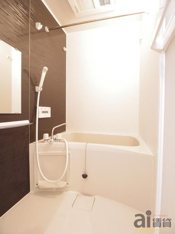 バス・シャワールーム　～同仕様写真～