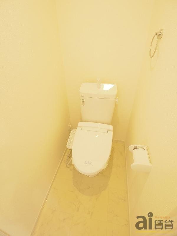 トイレ　～同仕様写真～