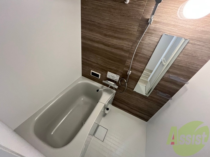 バス・シャワールーム　お風呂になります。一日の疲れを癒してくださいね。