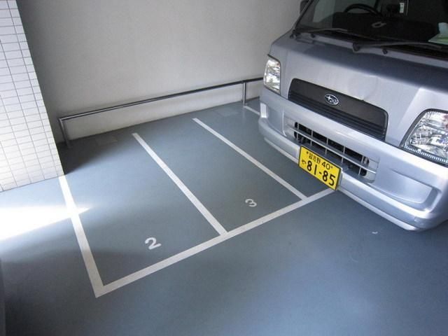 駐車場　バイク置場