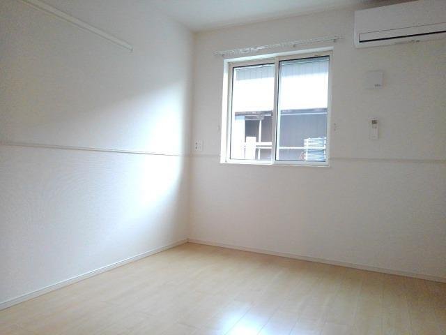 その他部屋・スペース　明るい色調の室内です