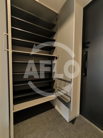 収納　ジオエント福島野田レジデンス　シューズボックス