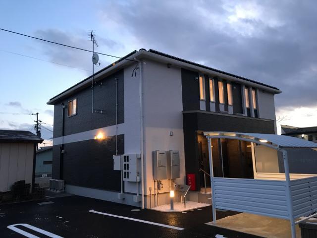 建物外観　外観写真（夜）