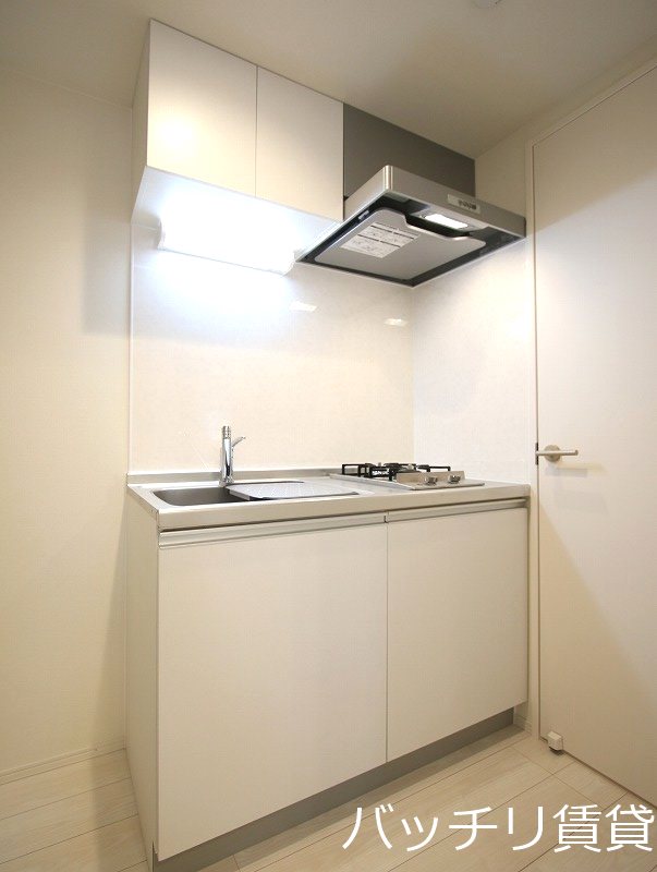 キッチン　同型タイプの為、現状を優先致します。