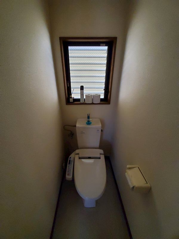 トイレ　別部屋参考