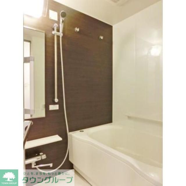 バス・シャワールーム　※写真は同タイプ住戸です。