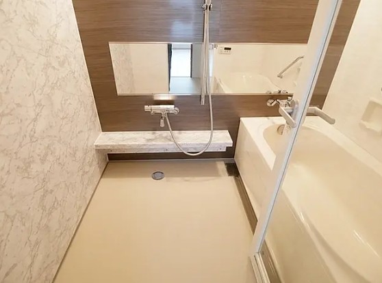 バス・シャワールーム
