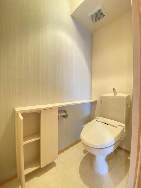 トイレ　同物件別室のイメージ画像となります