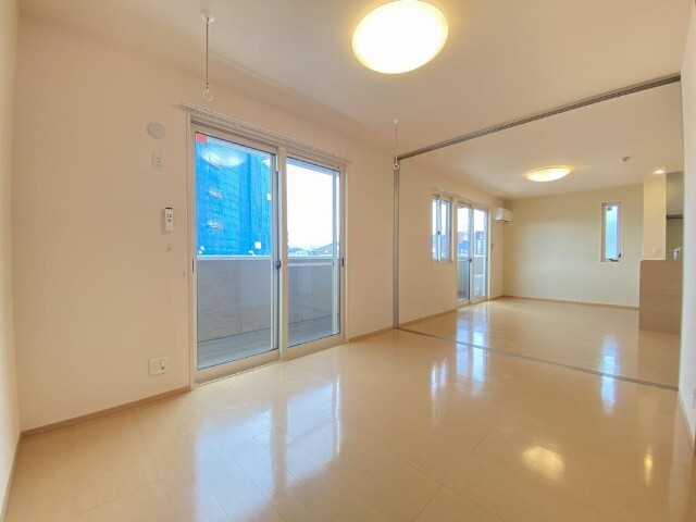 居室・リビング　同物件別室のイメージ画像となります