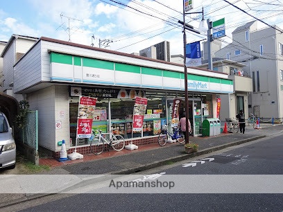 コンビニ　ファミリーマート豊川通り店（コンビニ）まで72m