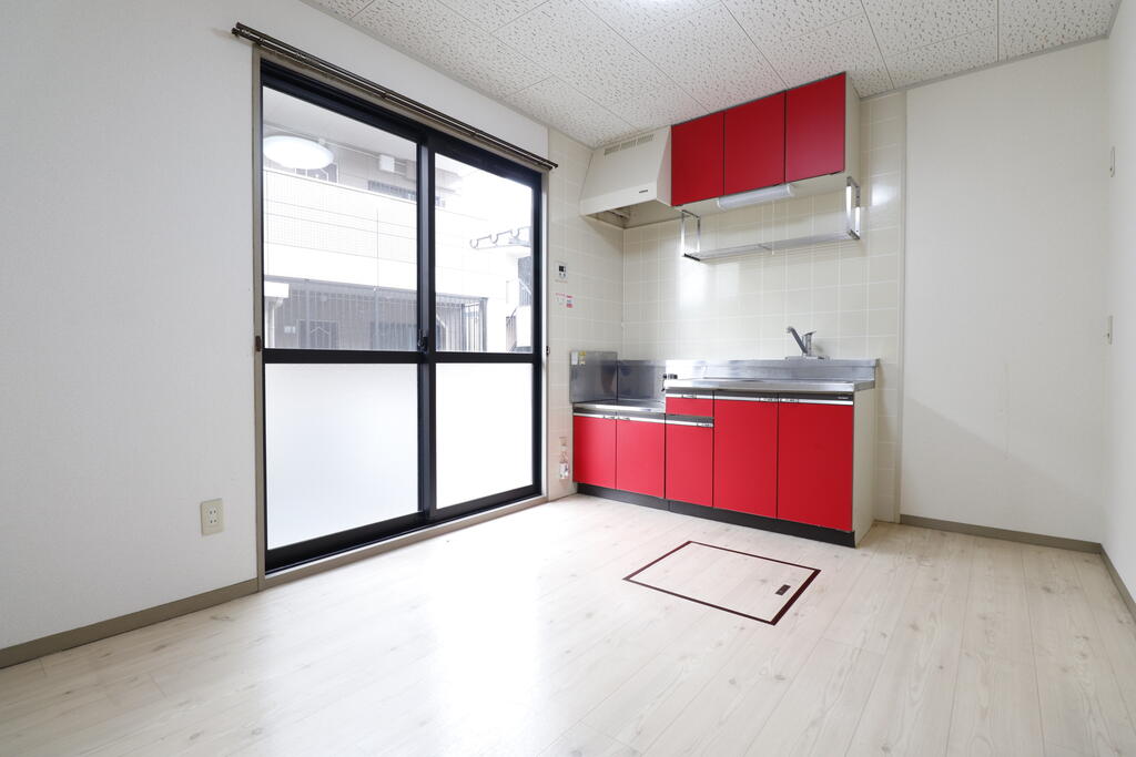 居室・リビング　日当たりの良いダイニングです♪