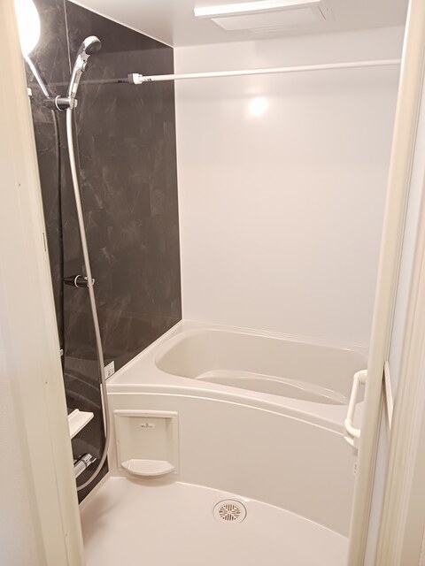 バス・シャワールーム　追い焚き機能・浴室乾燥機も設置済み★