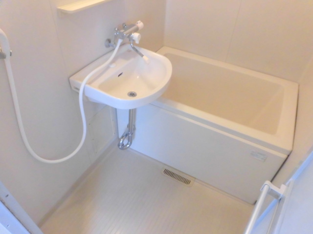 バス・シャワールーム　★バス・トイレ別★