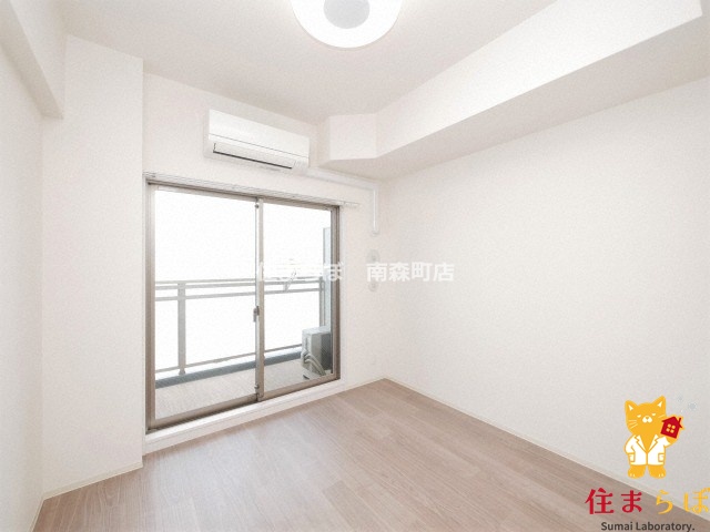 居室・リビング　「“合う暮らし”を、LINEで一緒に描こう。」