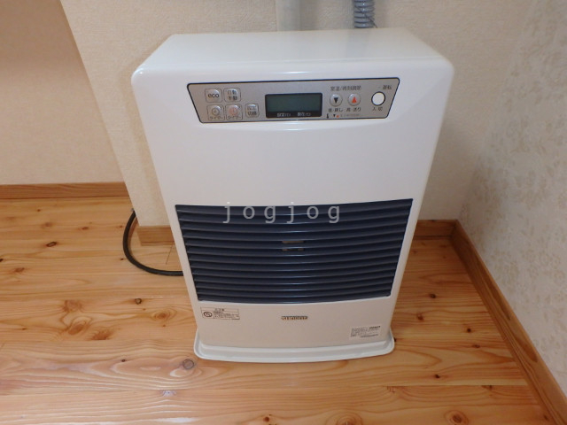 その他設備　灯油ＦＦストーブ