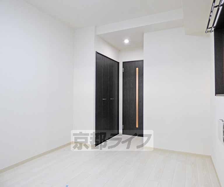 居室・リビング　広々とした室内です。