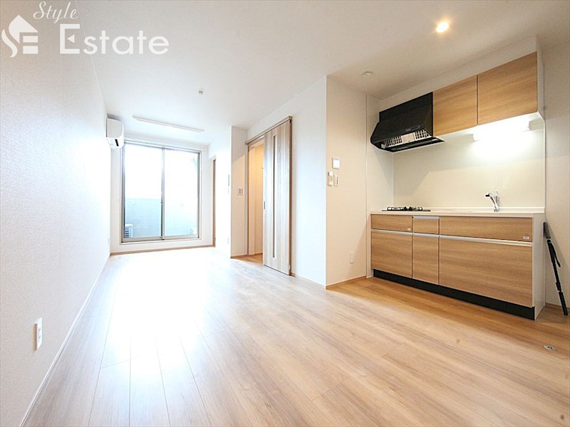 居室・リビング　同仕様写真