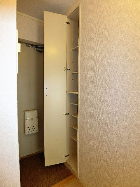 その他設備　下駄箱