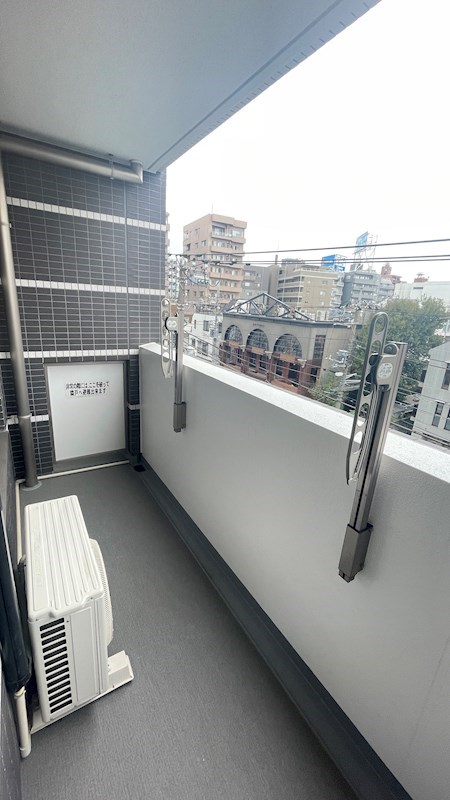 バルコニー　※別室参考写真