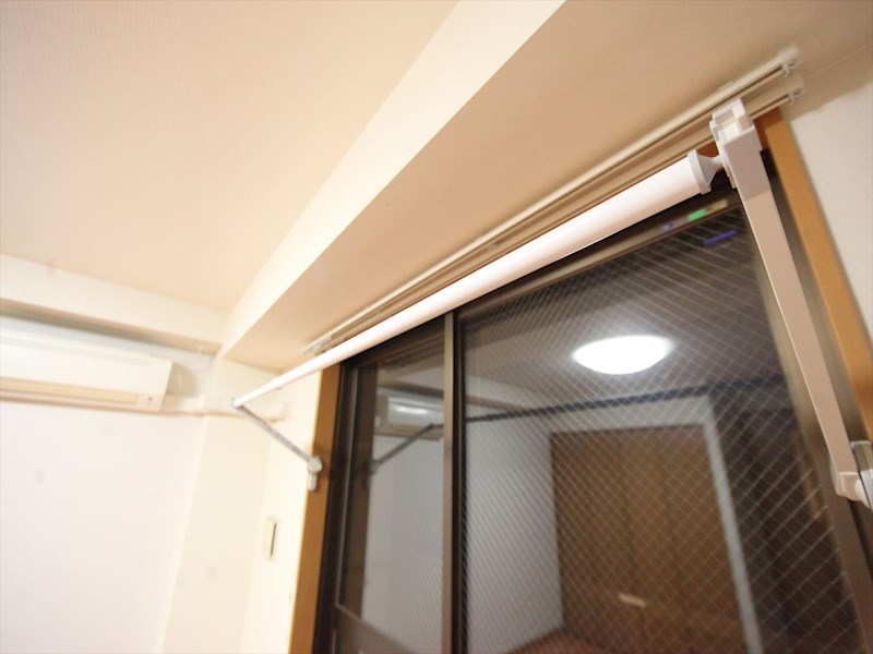 その他設備　室内洗濯物干し付き